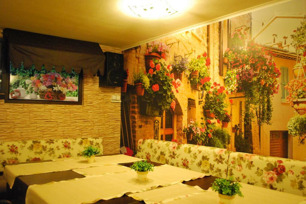 Семеен Хотел "Булаир" Burgas City Eksteriør billede